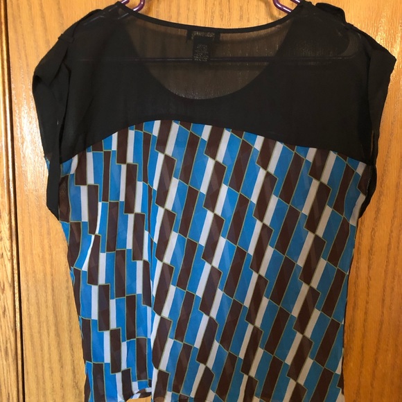 Timing women’s black color blocked blouse Medium - Picture 4 of 4